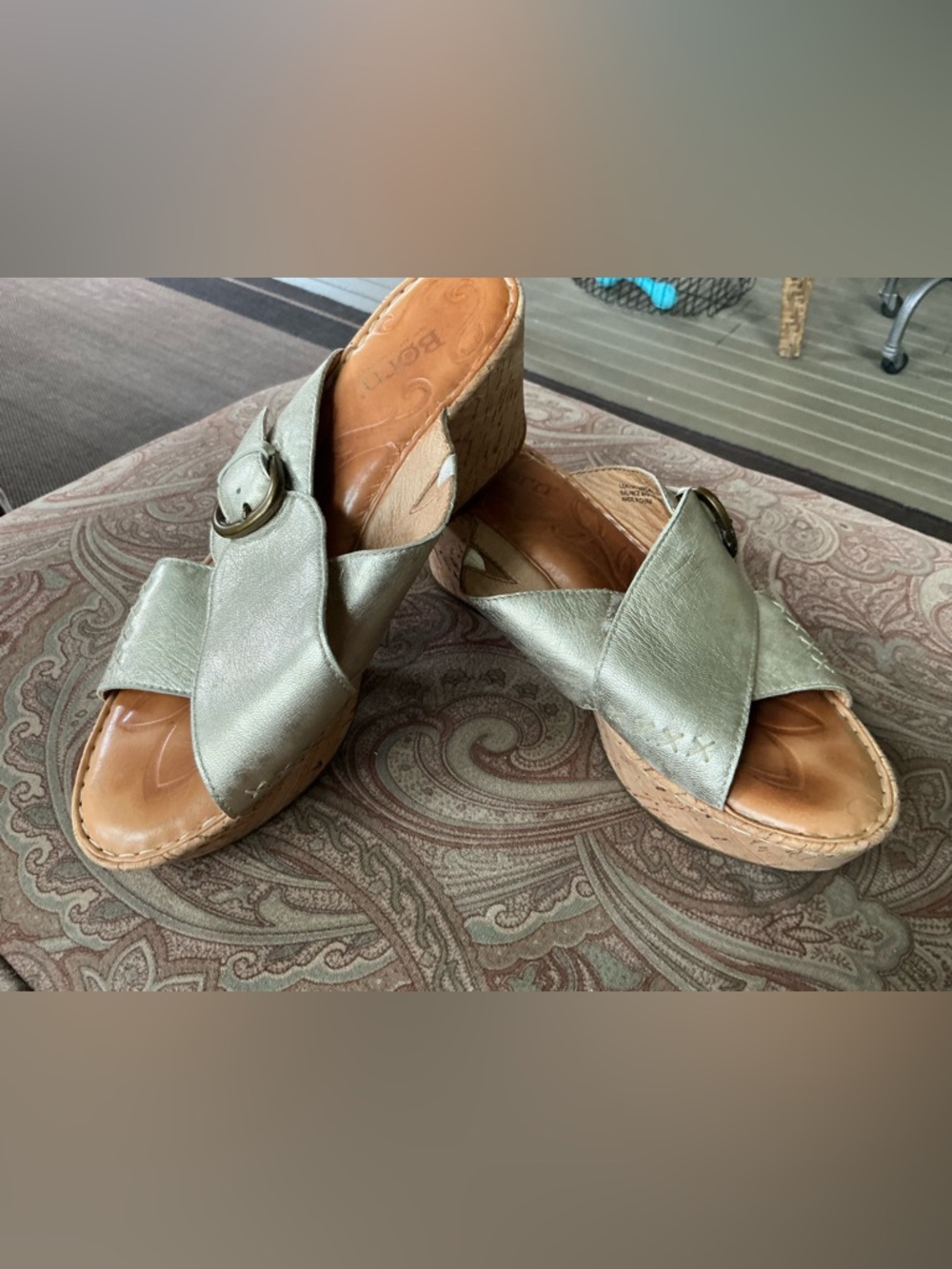 EUC Born Brushed light gold Leather Wedge Sandals - Size 10